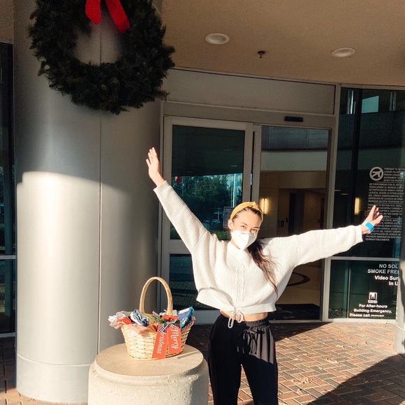 @𝐛𝐮𝐭𝐭𝐞𝐫𝐜𝐮𝐩_𝐩𝐨𝐬𝐡 is 🅛🅘🅥🅔!! 🔥 🥰 🚨‼️ - Picture 6 of 17